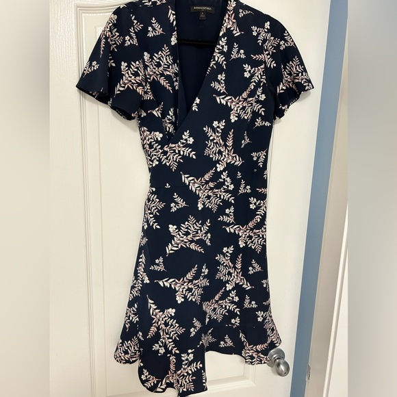 Banana Republic wrap dress - Picture 3 of 4